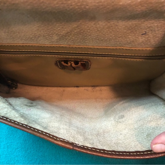 Alligator-Embossed Leather Fold-Over Crossbody Bag - Picture 6 of 9